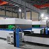 FL-L1560FEHR-30000-D220-Raycus Лазерный станок для резки листового металла и труб со сменным столом и кабинетной защитой